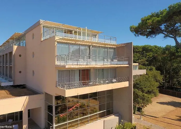 Hotel Les Jardins De L'atlantique 3*